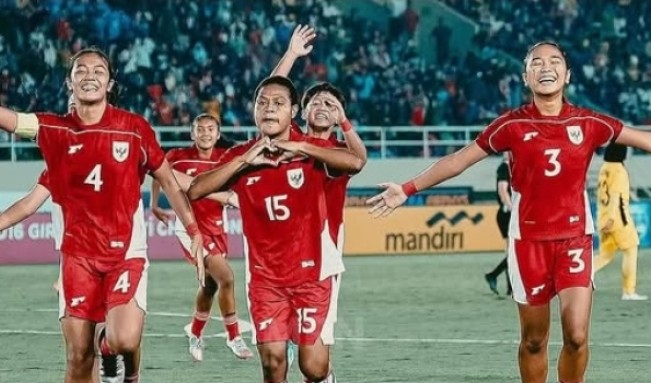 Timnas Putri Indonesia rayakan keberhasilannya lolos fase semifinal Piala AFF putri U-16. [Instagram]
